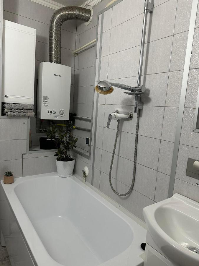 Appartement Stella4 à Sanok Extérieur photo